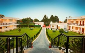 Aapno Ghar Resort & Amusement Park