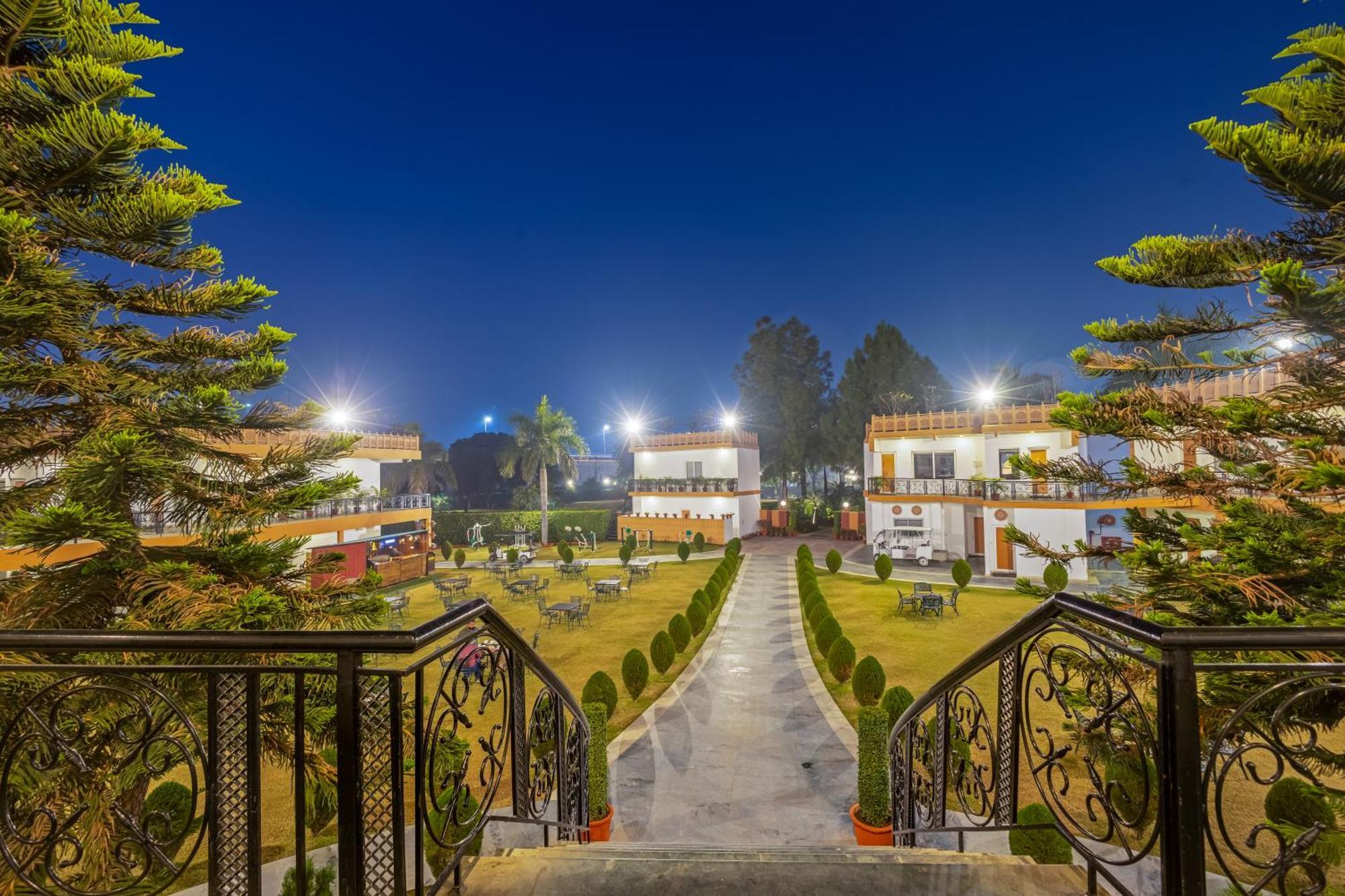Aapno Ghar Resort & Amusement Park Gurgaon Exterior photo