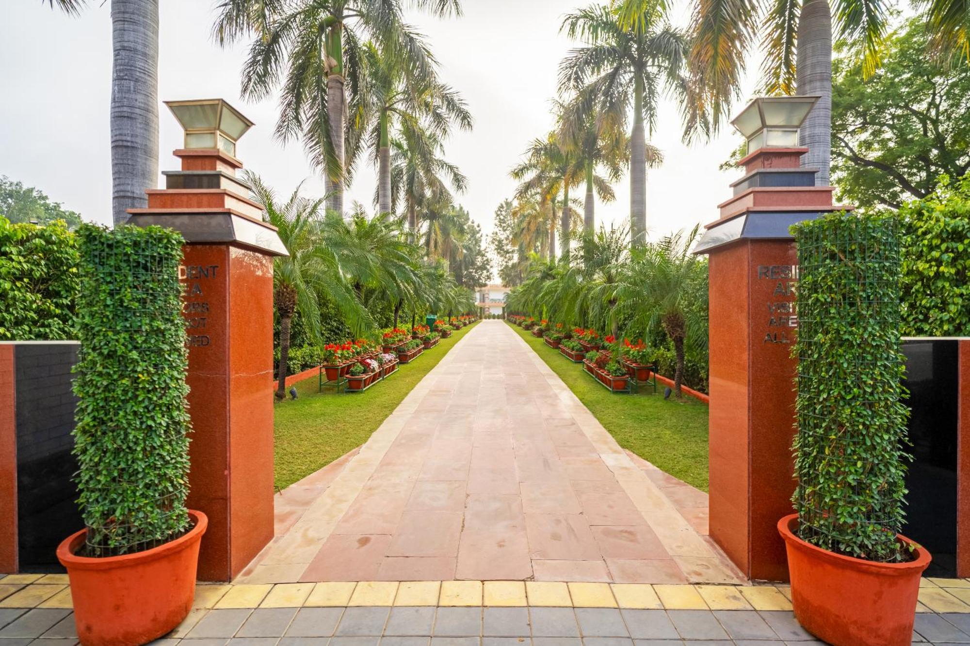 Aapno Ghar Resort & Amusement Park Gurgaon Exterior photo